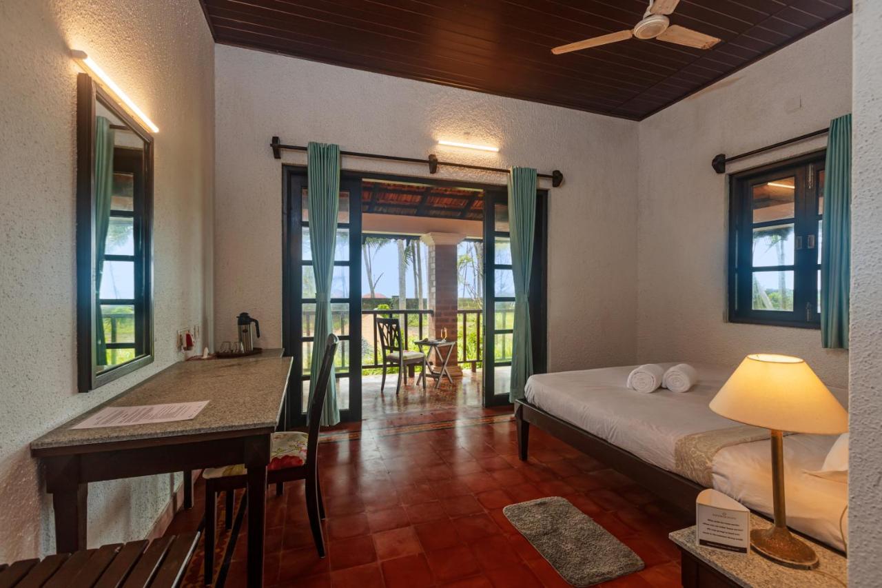 Saffronstays Blue Flag House, A 3-Bdr Beachfront Villa In Hejamady Mangalore Extérieur photo